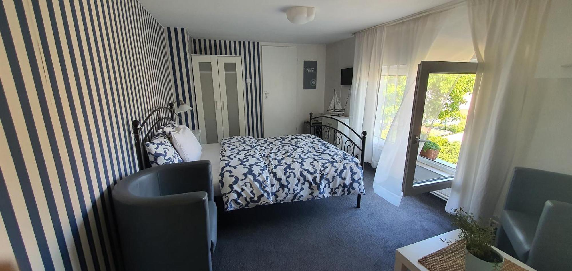 Babie Lato B&B Uniejow Ruang foto